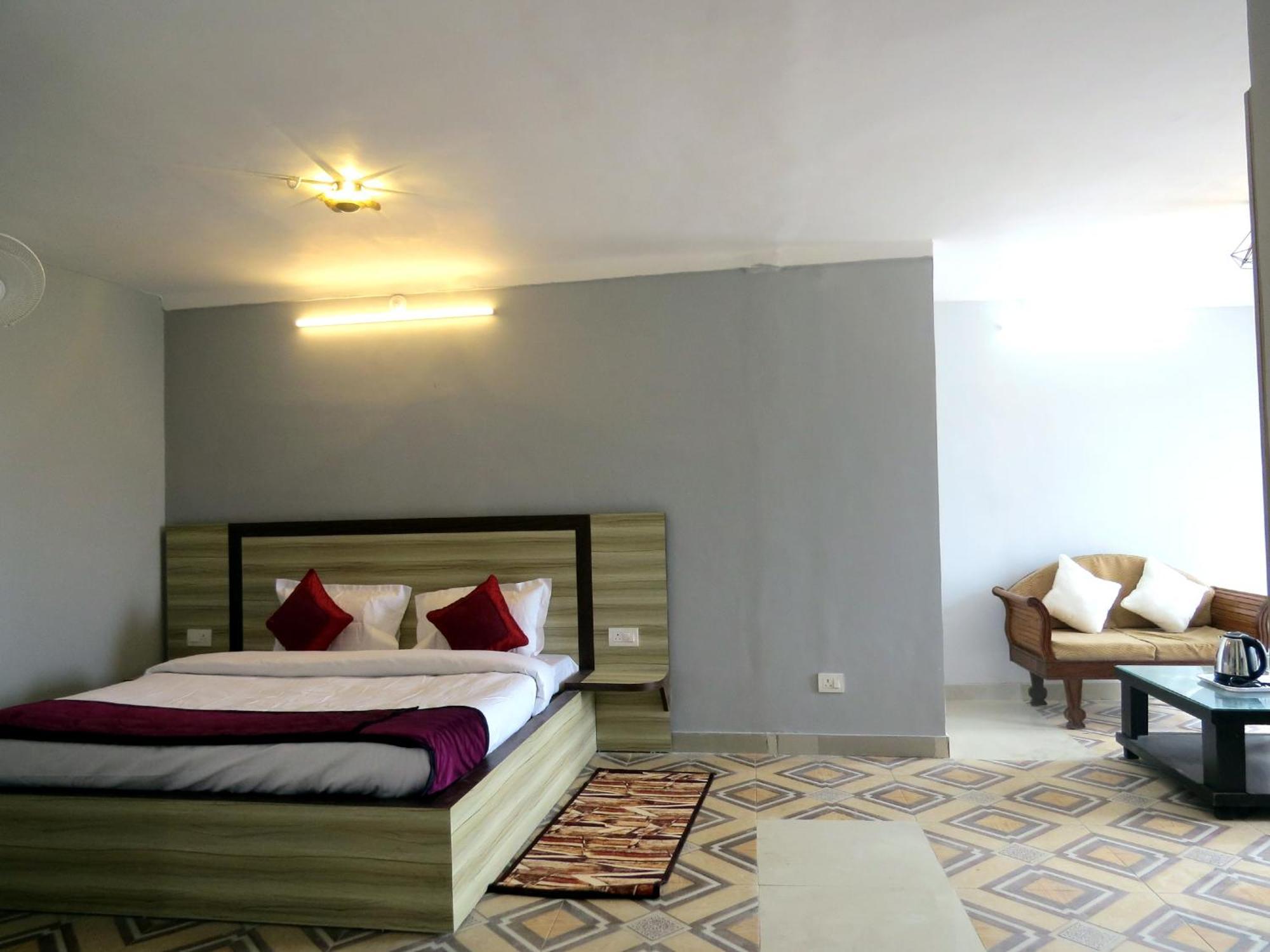 Hotel Haya Palace Nainital Exteriér fotografie