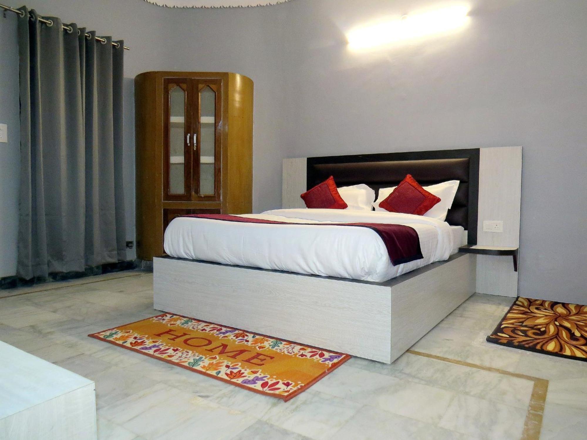 Hotel Haya Palace Nainital Exteriér fotografie