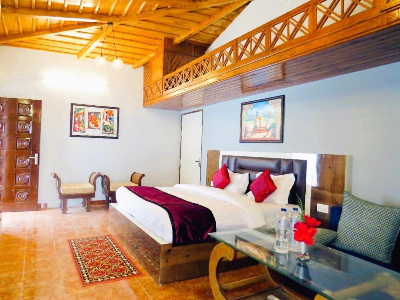 Hotel Haya Palace Nainital Exteriér fotografie